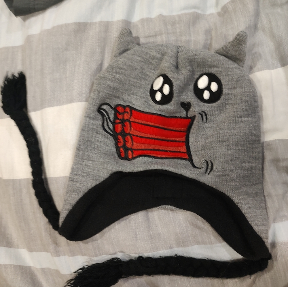 Exploding kittens hat. Black, grey